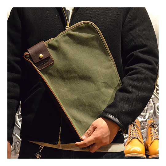 Gear Pouch (L) / Olive